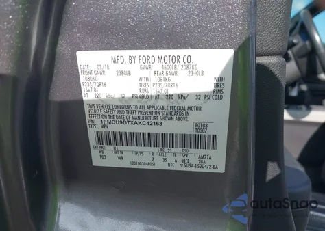 2010 Ford Escape Xlt z USA, uszkodzony, nr VIN 1FMCU9D7XAKC42163